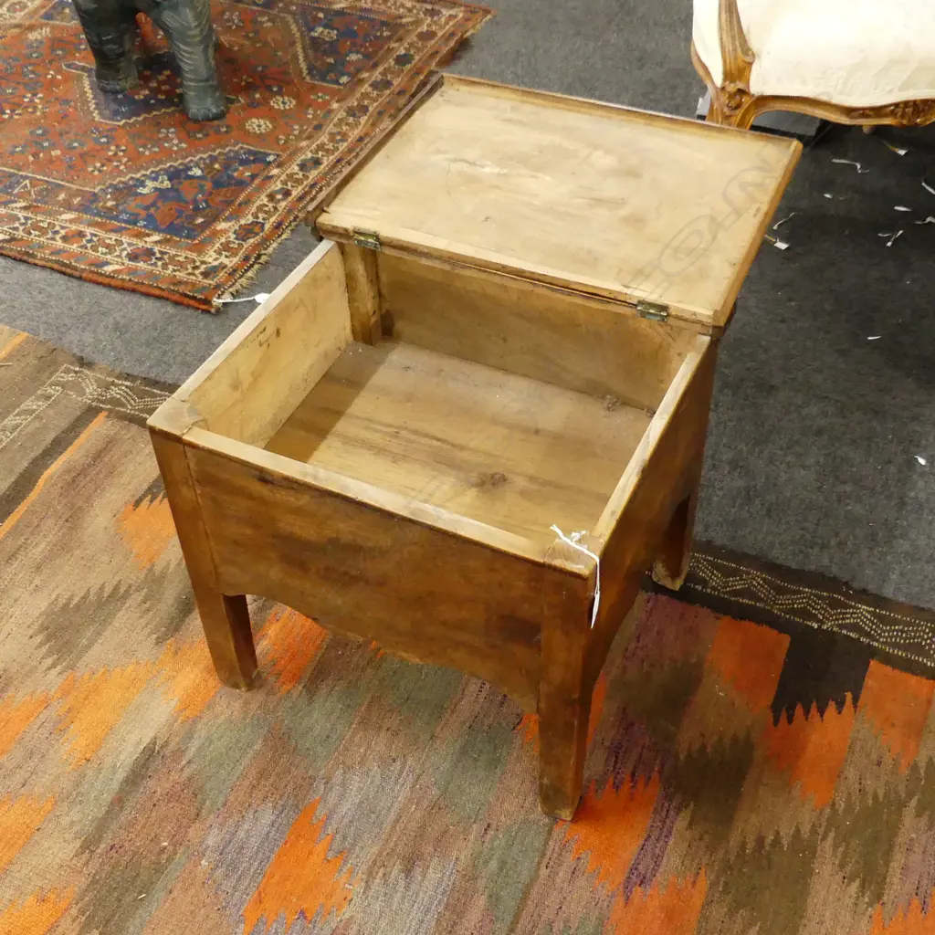A SMALL WALNUT POT CUPBOARD H 100 MM Image 1++
