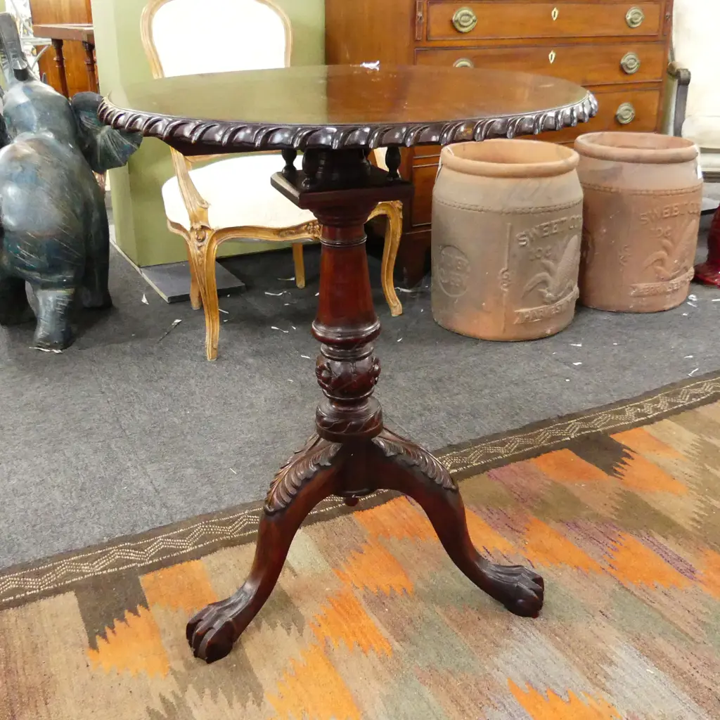 REGENCY STYLE WINE TABLE w. BIRDCAGE MOVT. DIA 600mm H.710mm Image 1++