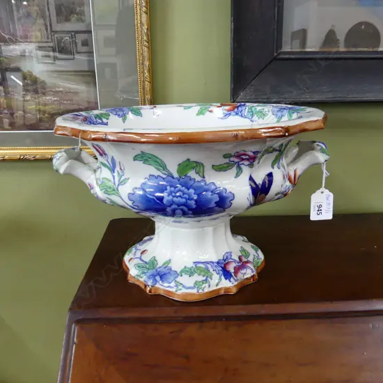 LG ANTIQUE MASONS IRONSTONE FOOTED FRUIT BOWL (1 HANDLE REPAIRED) 285mm dia