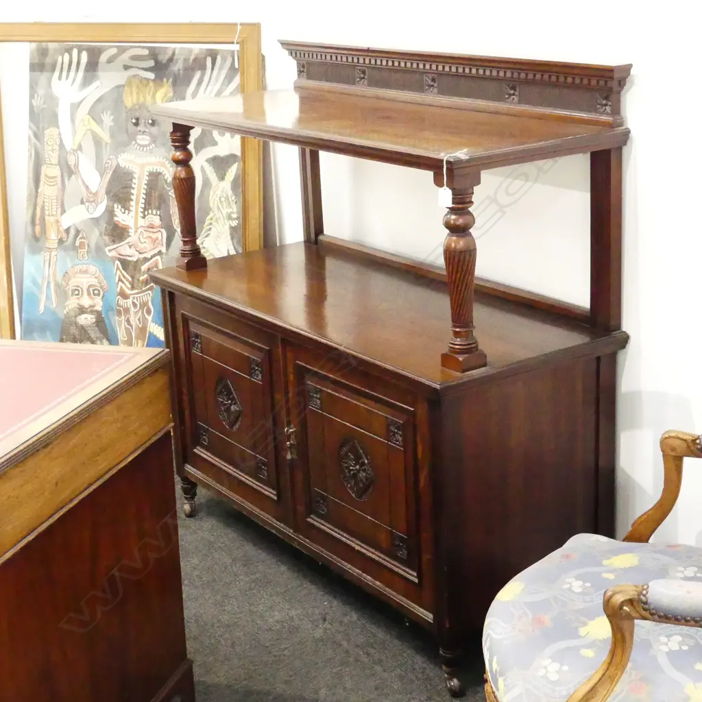 EDWARDIAN OAK SIDEBOARD ON CASTORS w. CELLARETTE 1215x490x1220mm  Image 1++