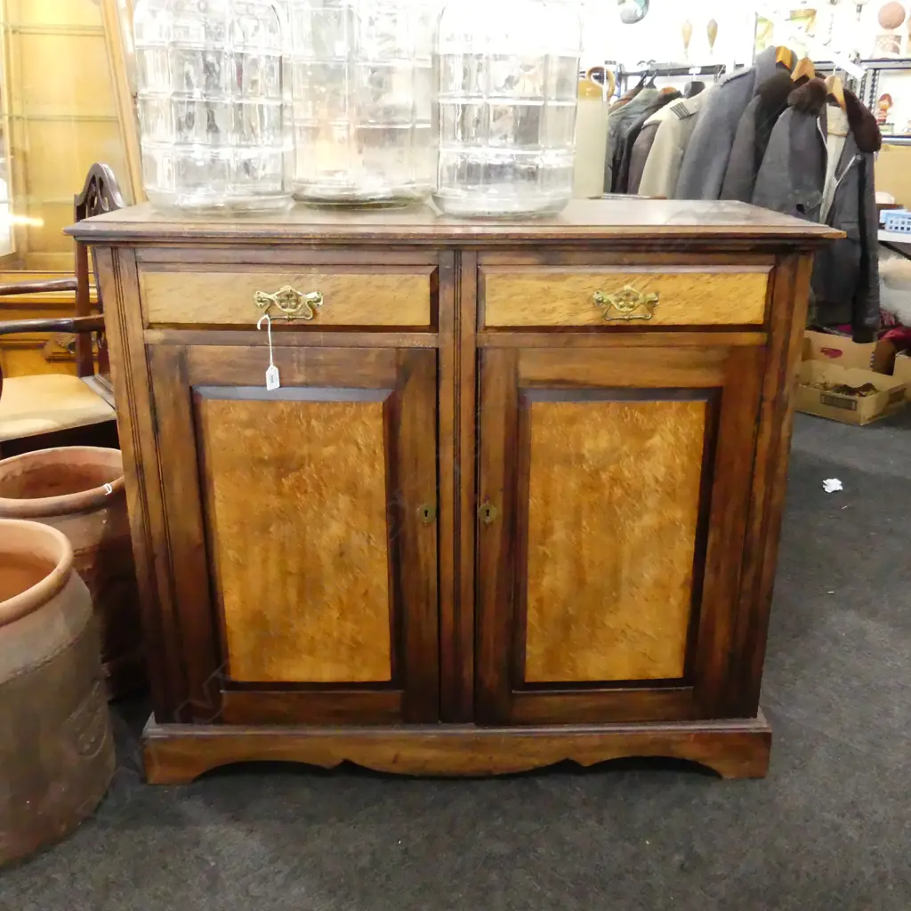 EDWARDIAN CABINET 1135x480x980mm Image 1++