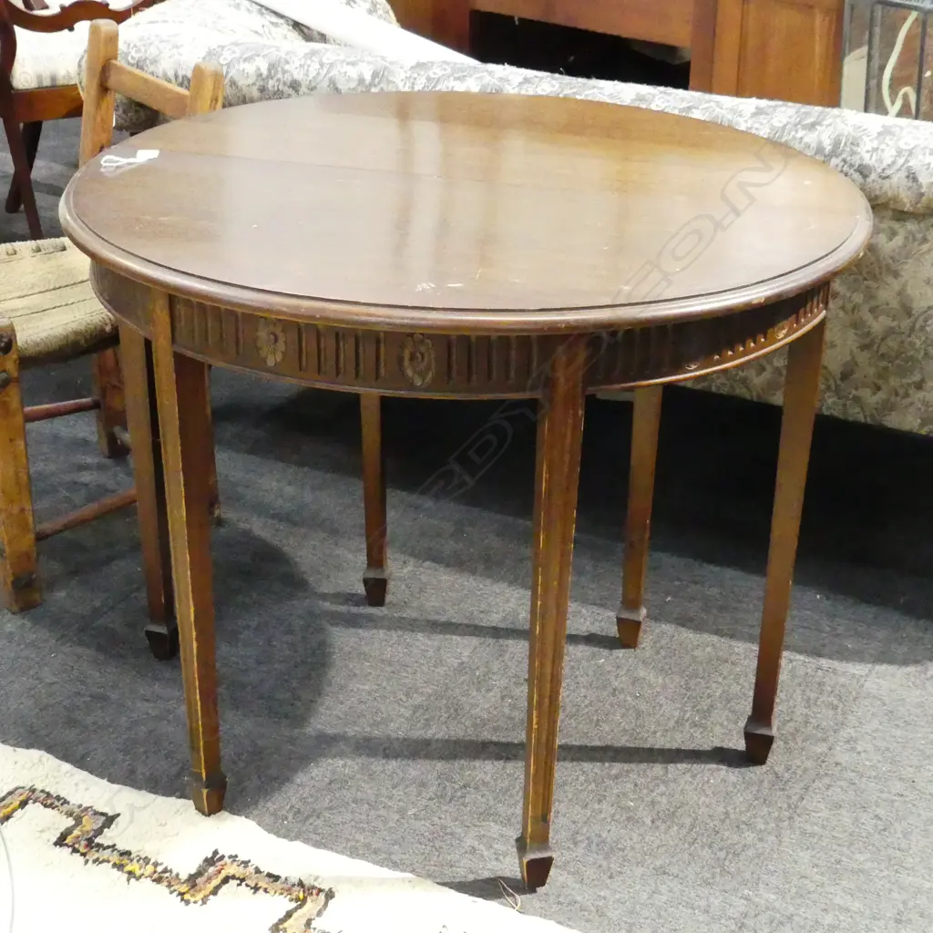 VINTAGE OAK DROP SIDE ROUND TABLE  DIA. 930MM Image 1++