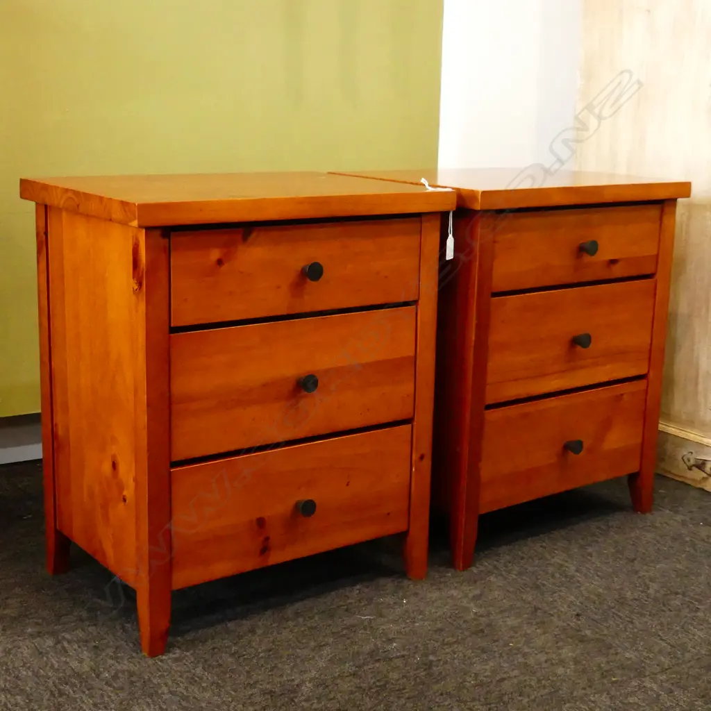PR SOLID STAINED PINE BEDSIDE DRAWERS 515x380x610mm Image 1++