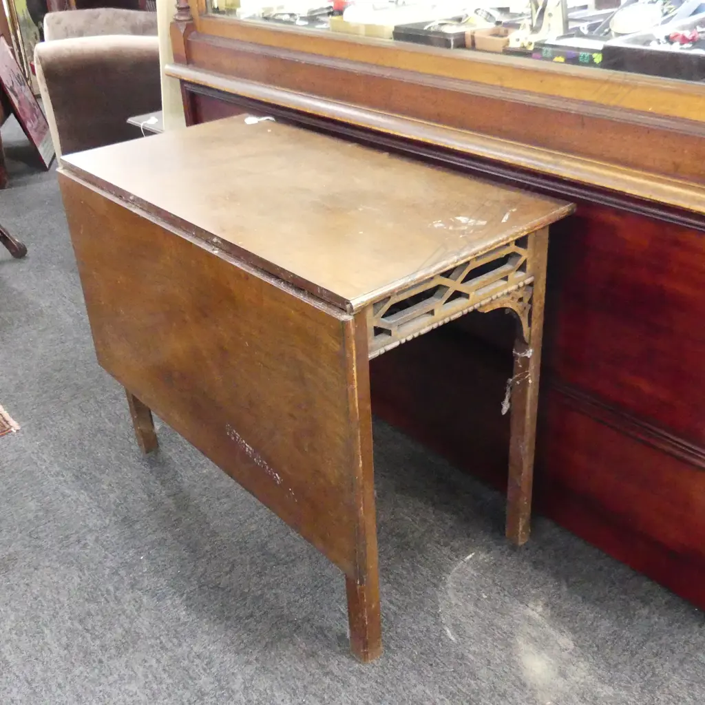 VINTAGE MAHOGANY DROPSIDE TABLE w CHINESE CHIPPENDALE FRETWORK. W930 x D480 x H710mm Image 1++