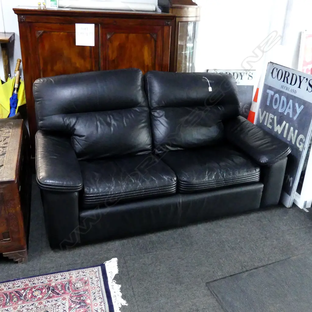 'MORAN' BLACK LEATHER TWO SEATER COUCH Image 1++