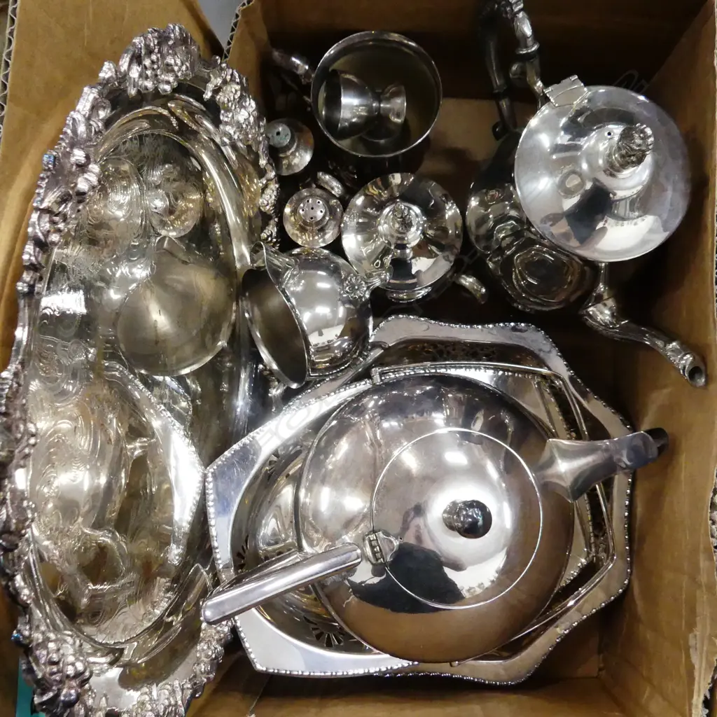 BOX ASST VINTAGE SILVER PLATE INCL 3 PC COFFEE SET Image 1++