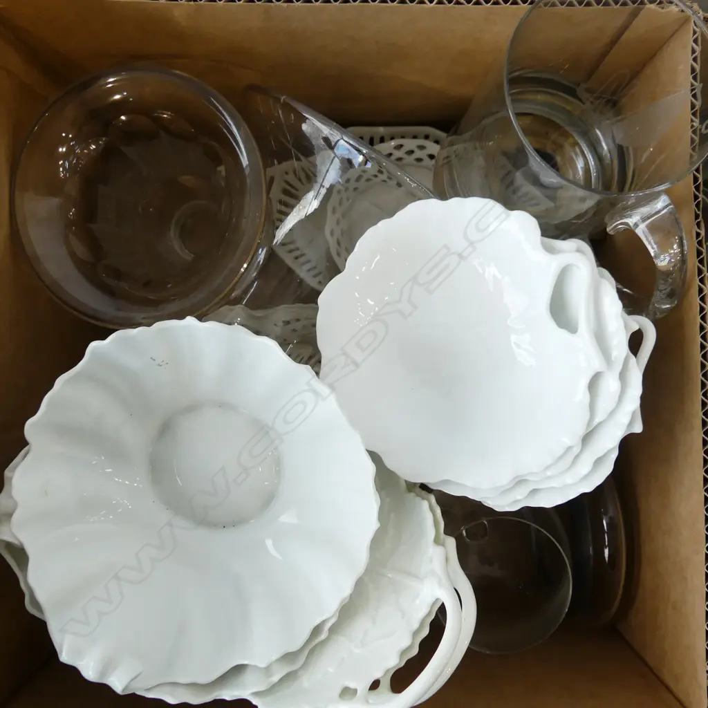 BOX ASST VINTAGE GLASS & WHITE LATTICE PORCELAIN  Image 1++