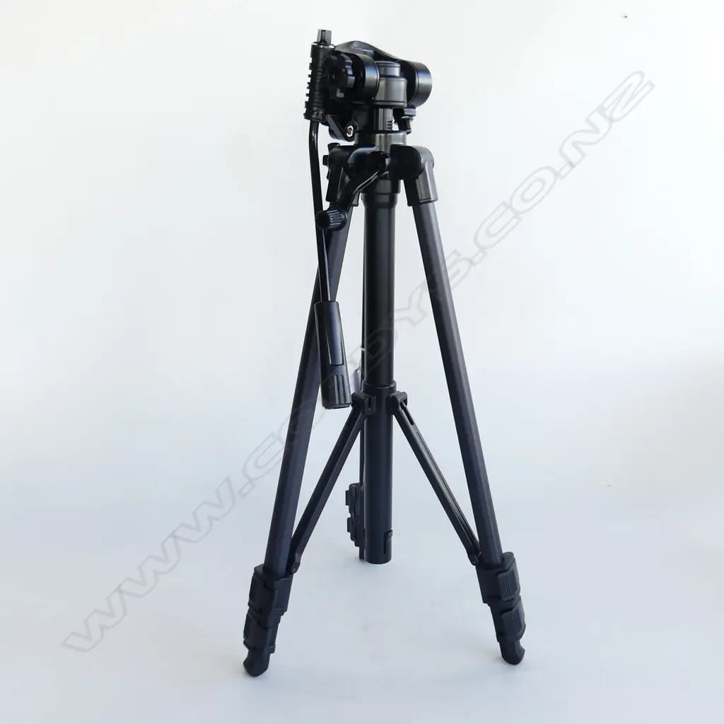 SONY TRIPOD VCT-R640 Image 1++