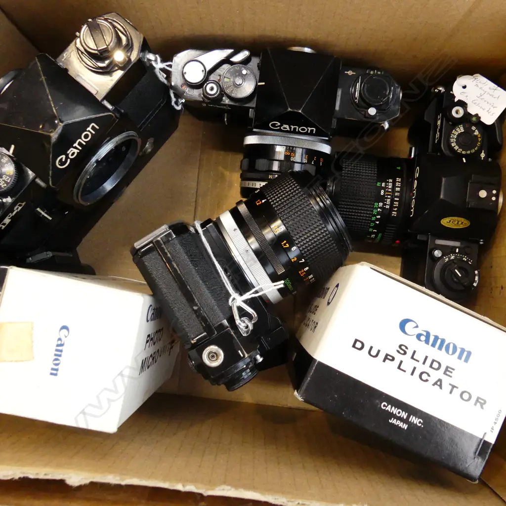 BOX LOT CANON SLR 3 OTHER CANON CAMERAS & EXTRAS Image 1++
