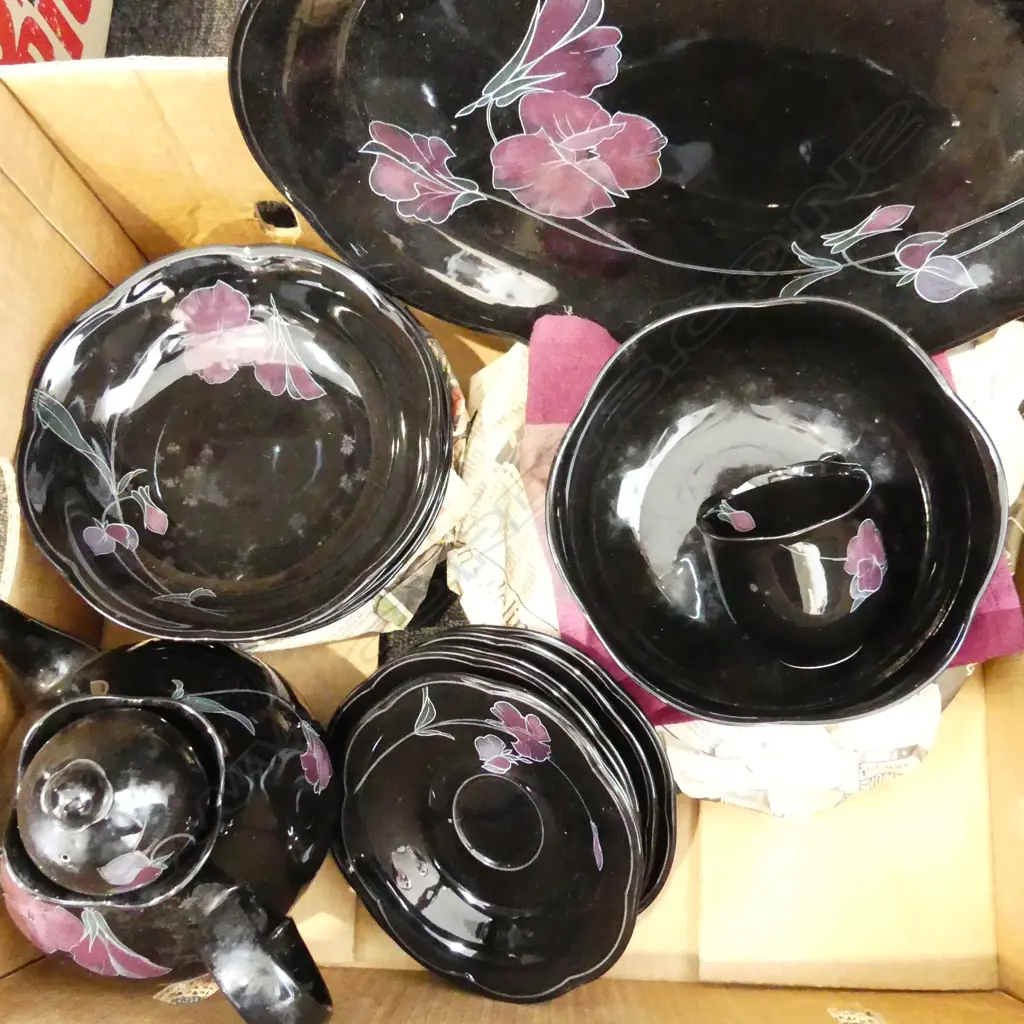 2 BOXES MIKASA RONDO EJ 702 TANGO DINNER & TEA SERVICE black w maroon floral Image 1++