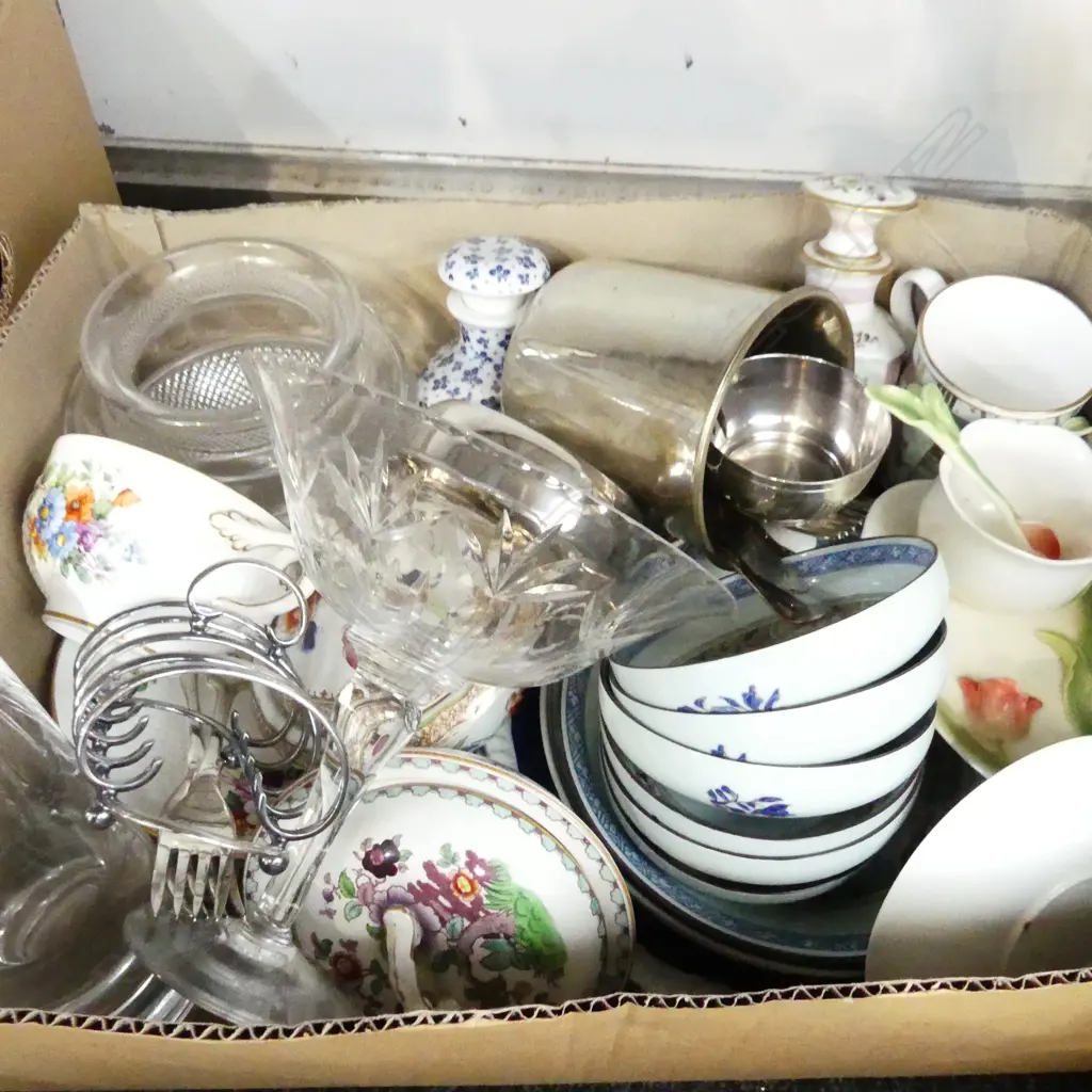 BOX ASST VINTAGE CHINA & GLASS  Image 1++