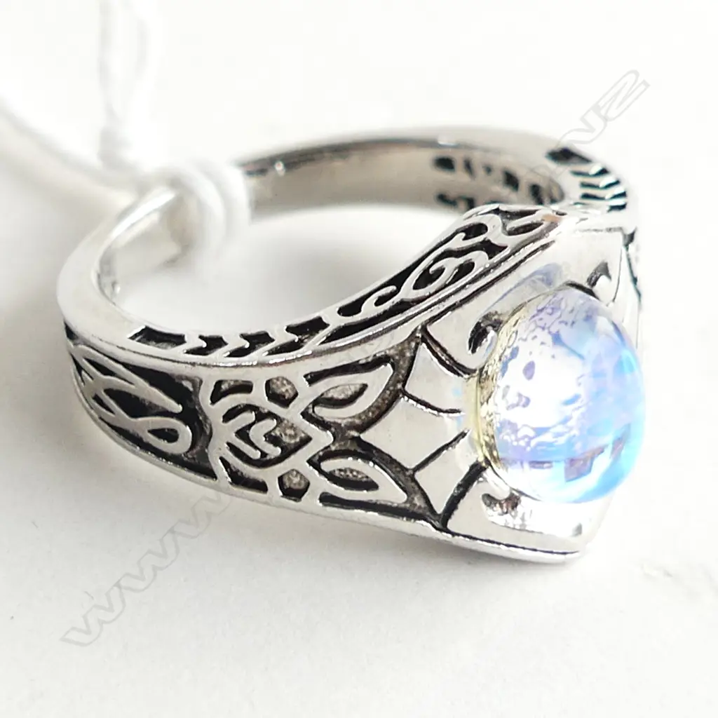 925? SILVER & MOONSTONE? RING SIZE P Image 1++