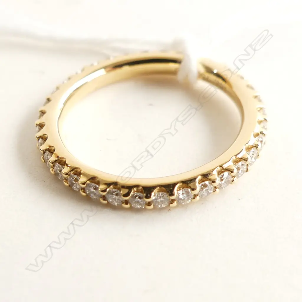 18CT GOLD & DIAMOND ETERNITY RING APPROX 0.50CT, 2.6GMS  Image 1++