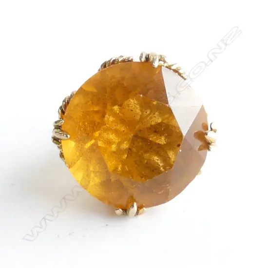 9CT GOLD hallmarked FOB SEAL TYPE PENDANT 7.4gms