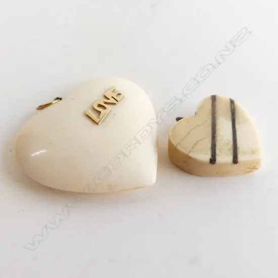 2 IVORY HEART PENDANTS 6.9GMS