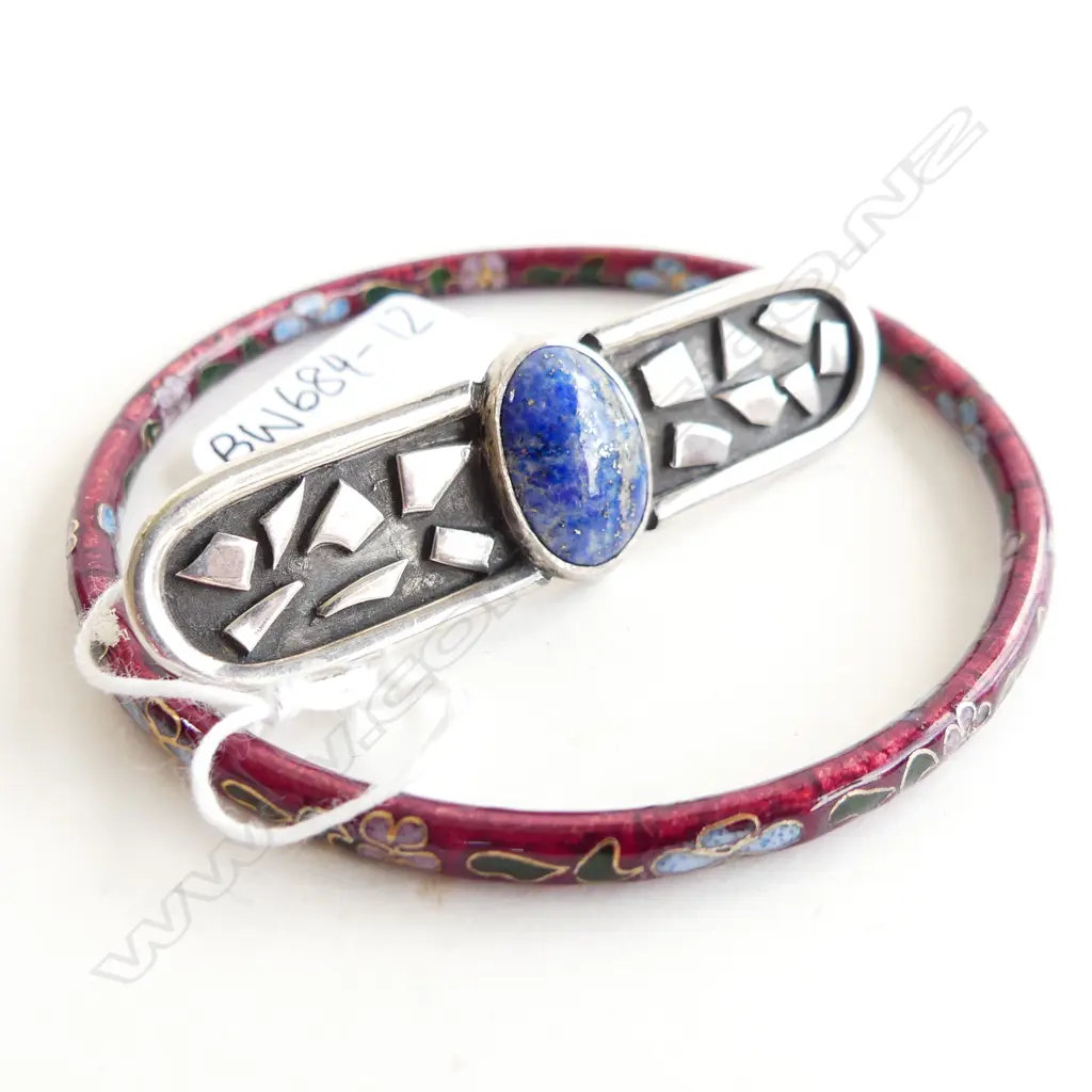 NZ STG SILVER & STONE BROOCH - MAKERS MARK TO BASE   12.63GMS + CLOISONNE BANGLE Image 1++