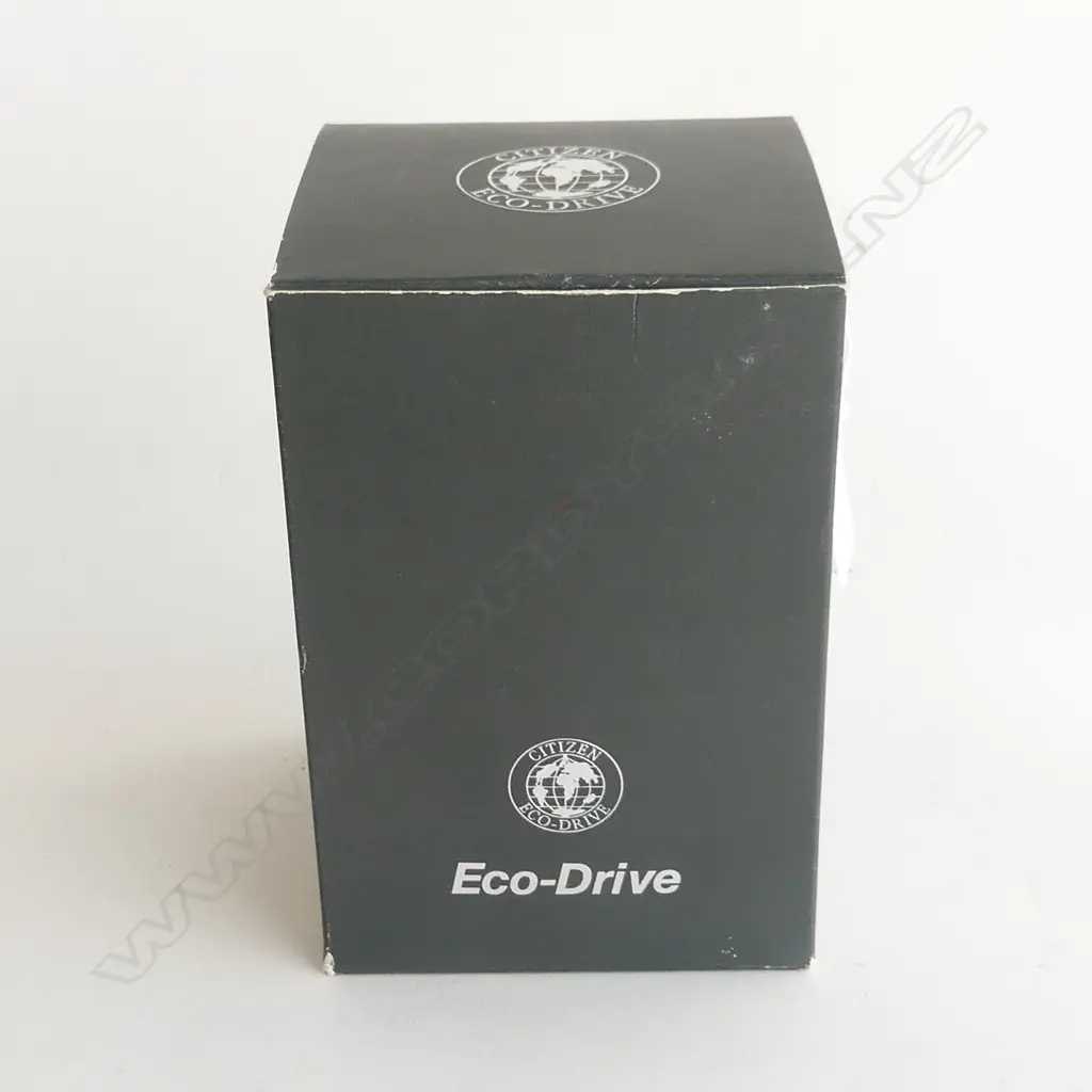 CITIZEN ECO DRIVE WATCH - PERFECT CONDITION, WORKING & IN ORIGINAL BOXING Image 1++