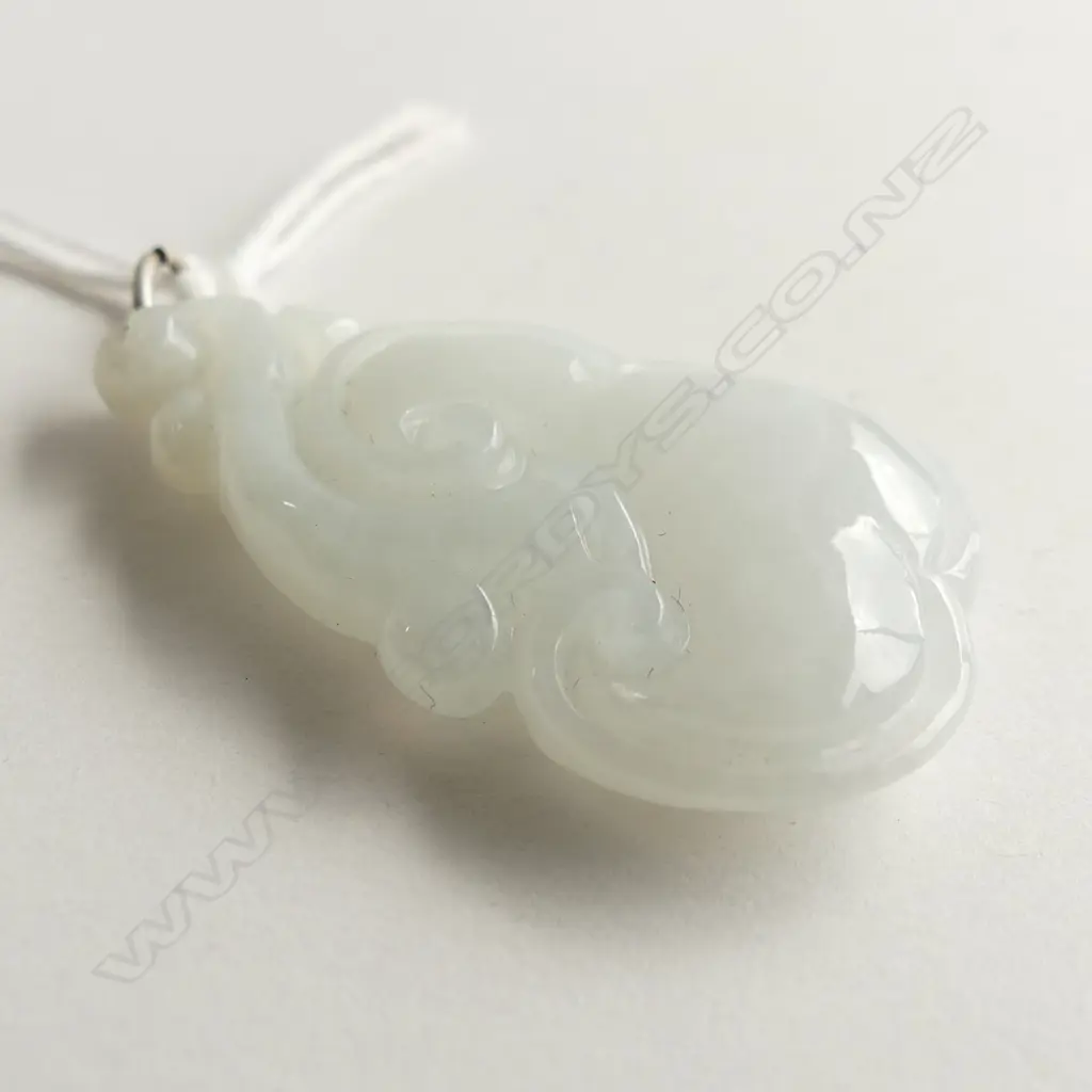 ASIAN WHITE JADE PENDANT, 8.2GMS  Image 1++