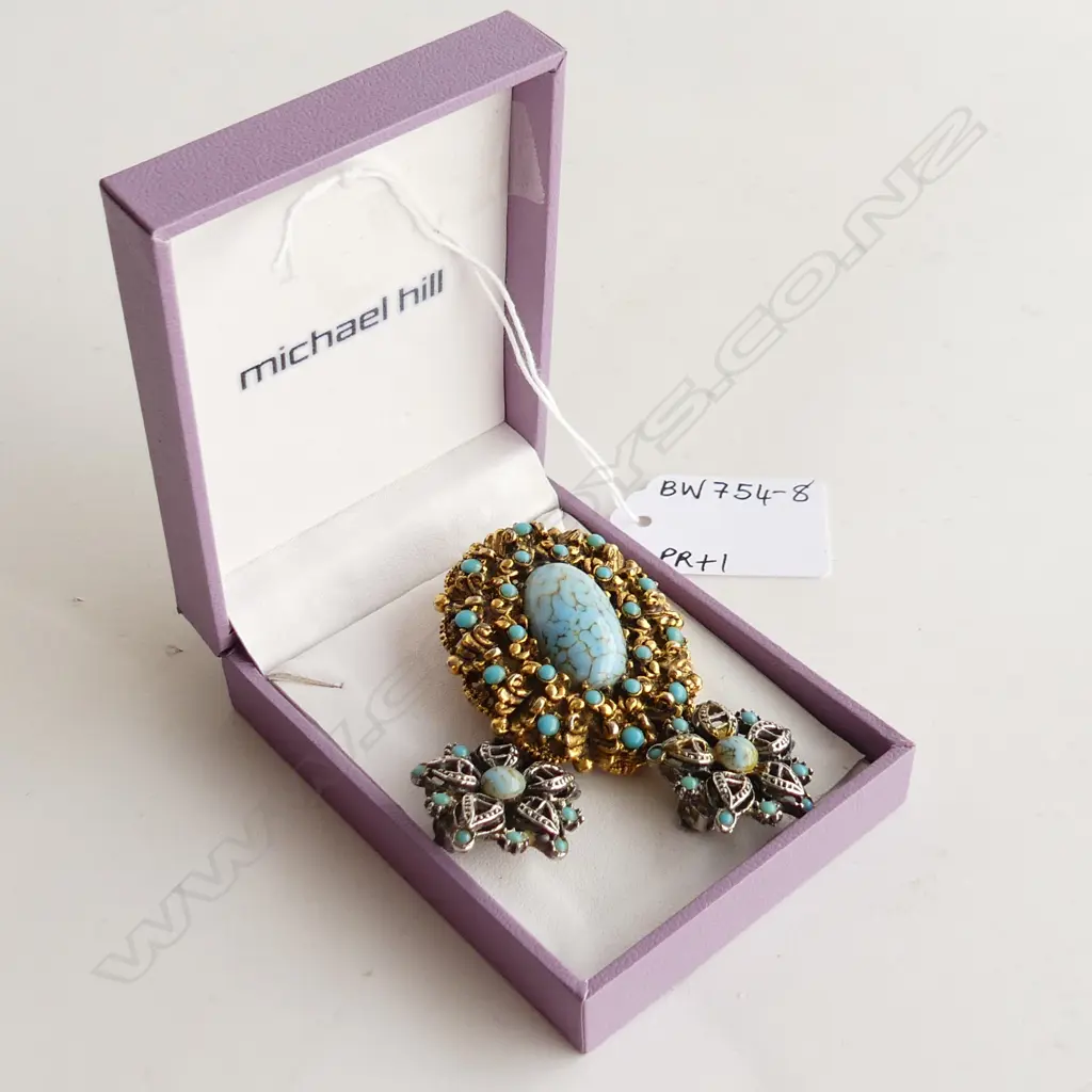 VINTAGE TURQUOISE BROOCH & CLIP EARRINGS (NOT A SET)  Image 1++