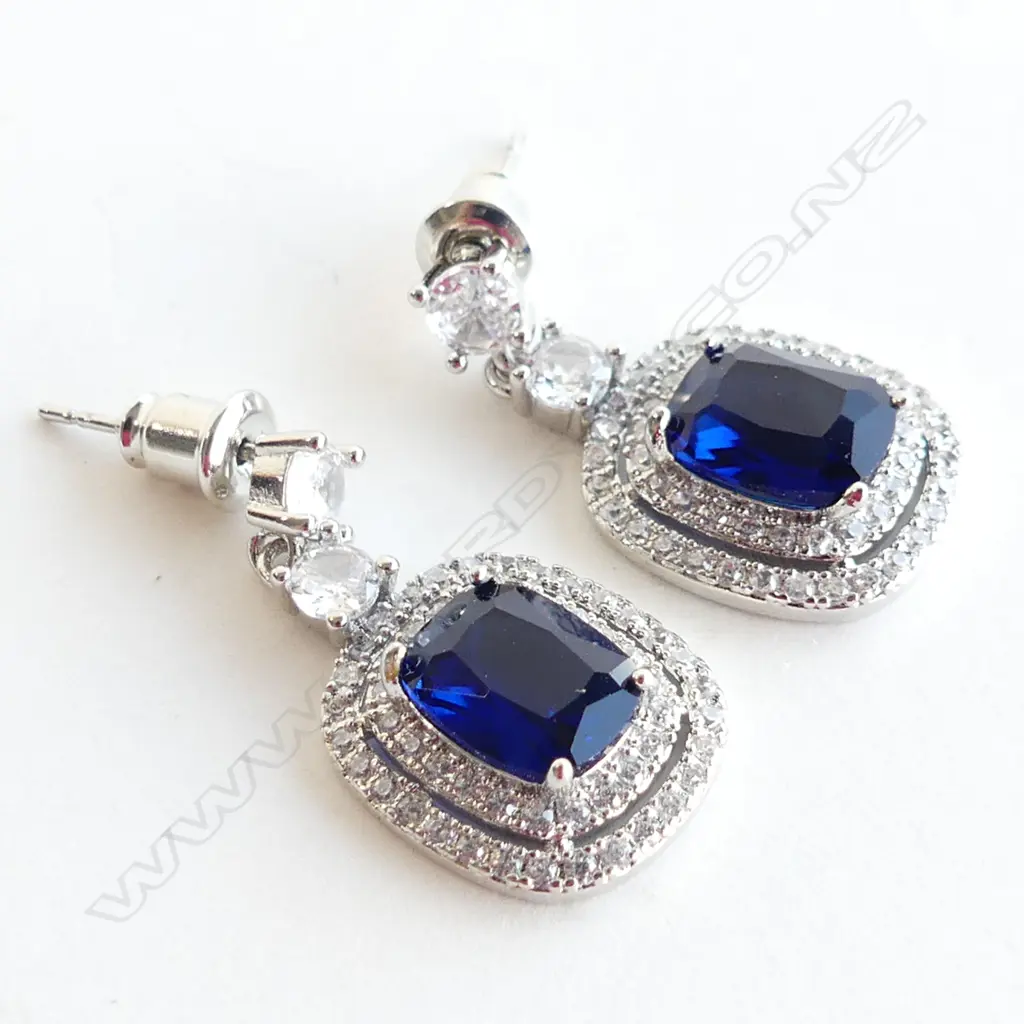 PR SILVER TONE FAUX SAPPHIRE  & DIAMANTE DROP EARRINGS  Image 1++