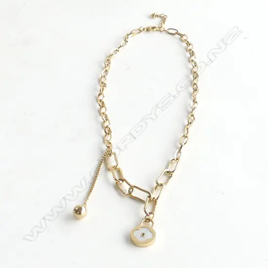 QUALITY GOLD TONE CHAIN LINK NECKLACE & PENDANT