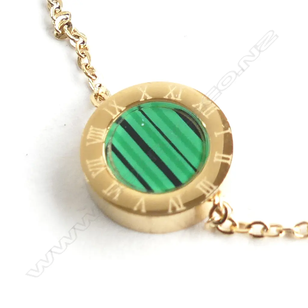 GOLD PLATED STAINLESS STEEL NECKLACE WITH GREEN & GOLD DISCS WITH ROMAN NUMBERS  Image 1++