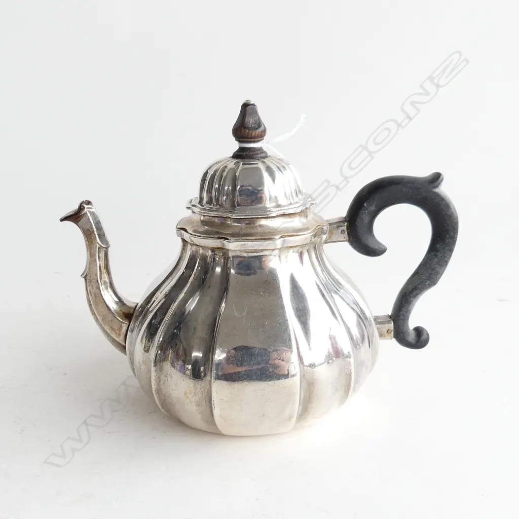 ANTIQUE CONTINENTAL SILVER TEAPOT 393 GRAMS (lid req. pin) Image 1++