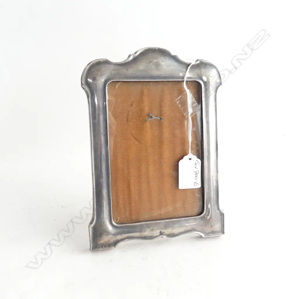 SILVER PHOTO FRAME WOOD STRUT BACK Birmingham 1915 H.200mm  Image 1++
