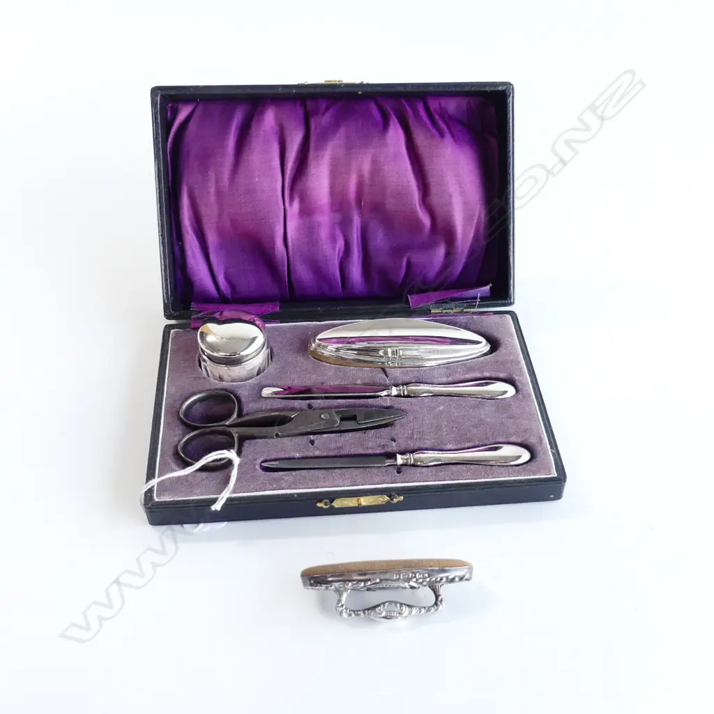 FITTED CASED SILVER MANICURE SET PLUS EXTRA BUFF{WRONG SCISSORS} Image 1++