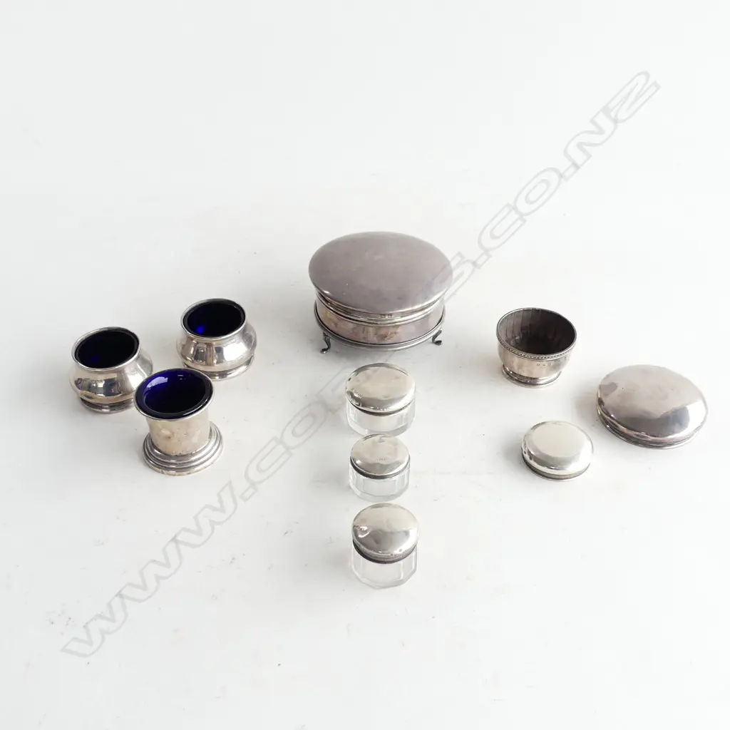 8 ASST. SMALL STG CONTAINERS; SALTS ETC + 2 LIDS 160 GRAMS Image 1++