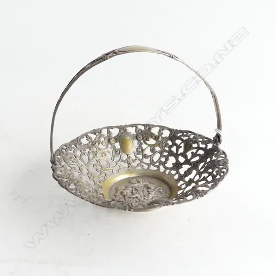 800 SILVER PIERCED HANDLED DISH 140mm dia 127 GRAMS