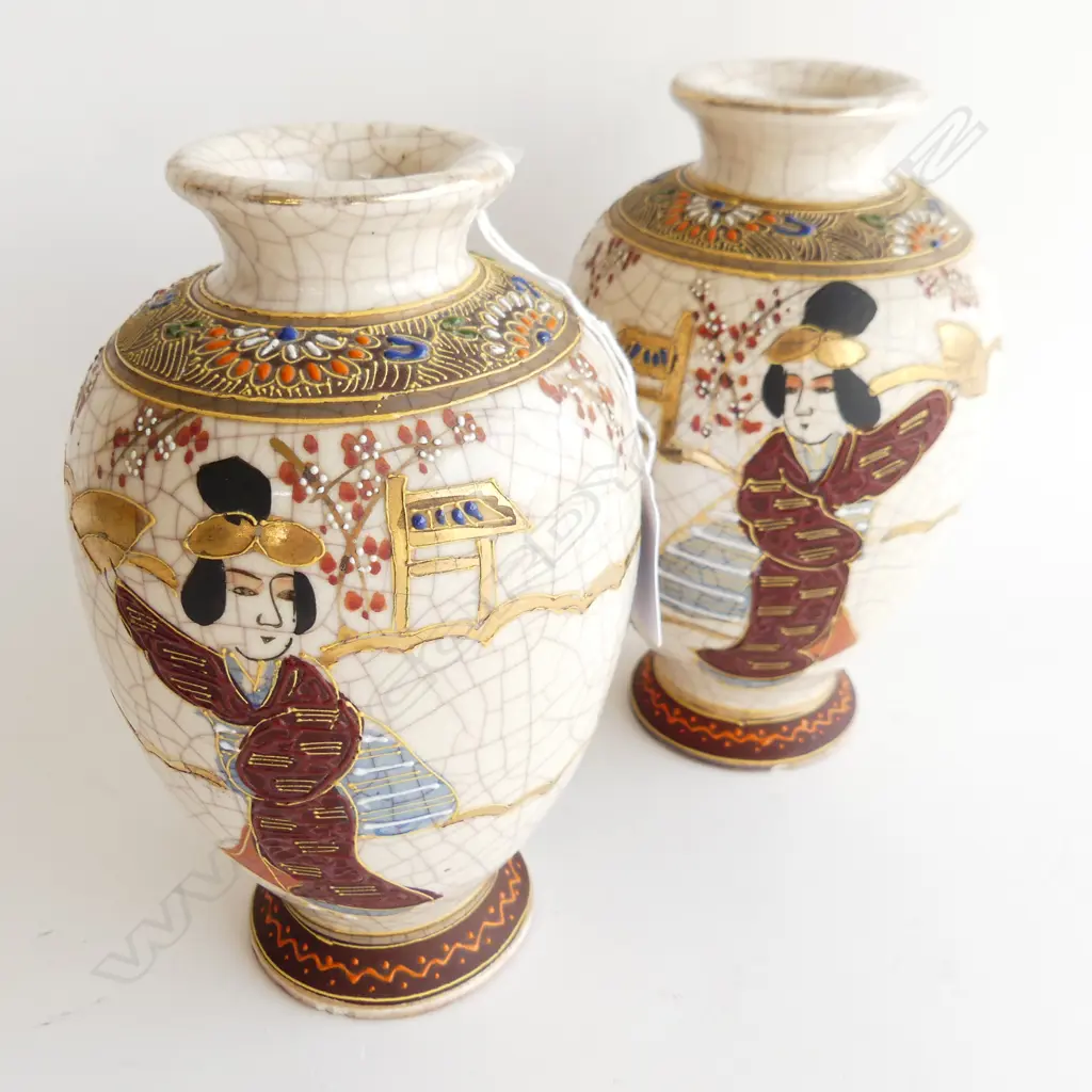 PR ORIENTAL CRACKLE GLAZE VASES, 180MM Image 1++