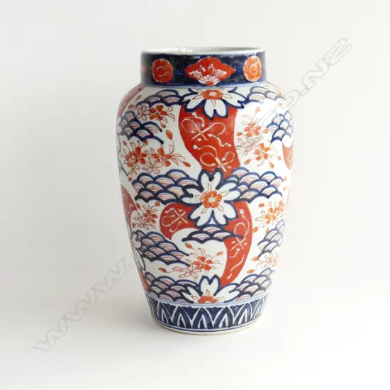 OLD IMARI VASE REPAIRED BASE H.245mm
