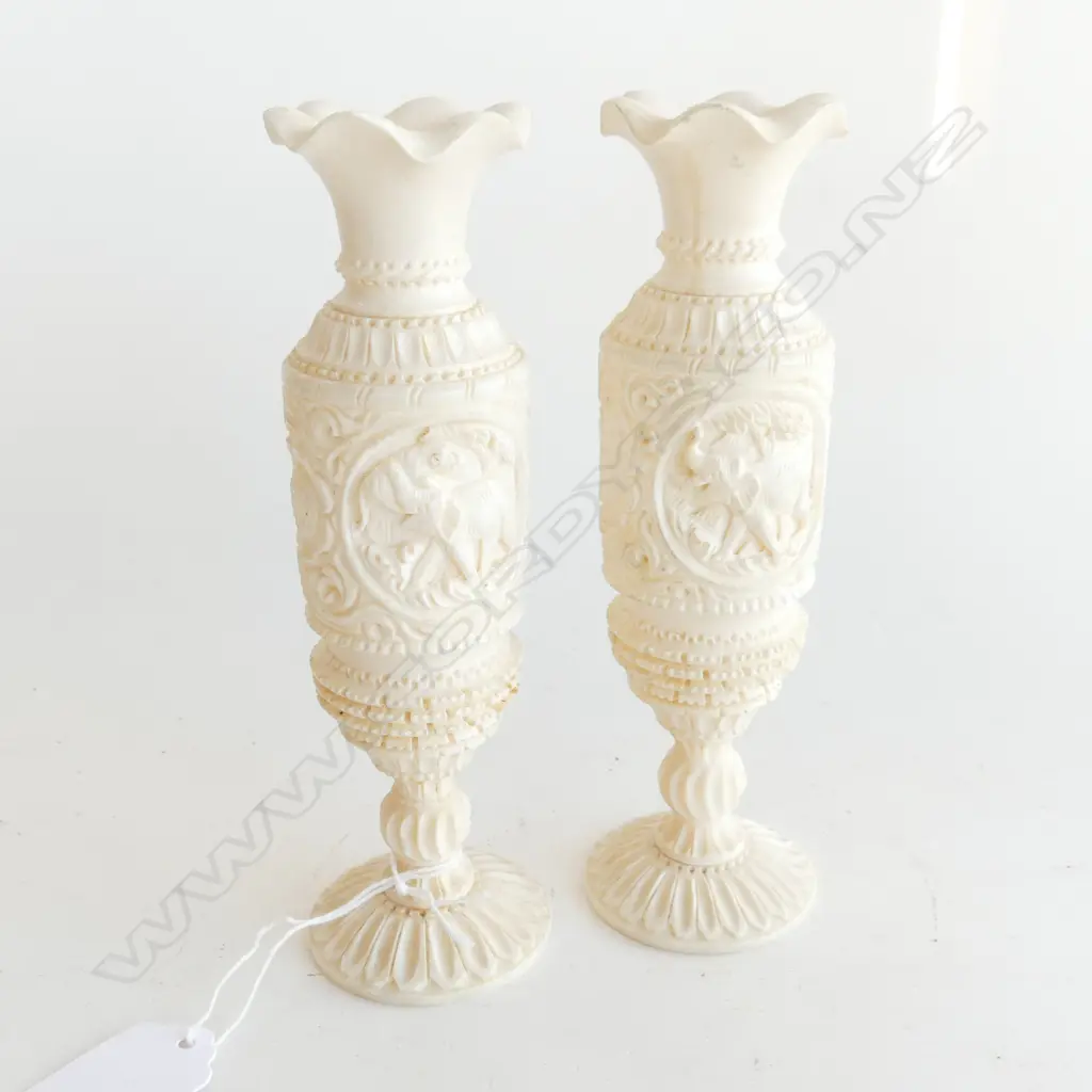 PR FINE CARVED IVORY ANGLO-INDIAN VASES. H.170mm Image 1++