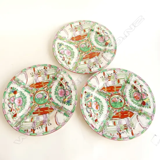3 ORIENTAL PORCELAIN PLATES DIA. 270MM