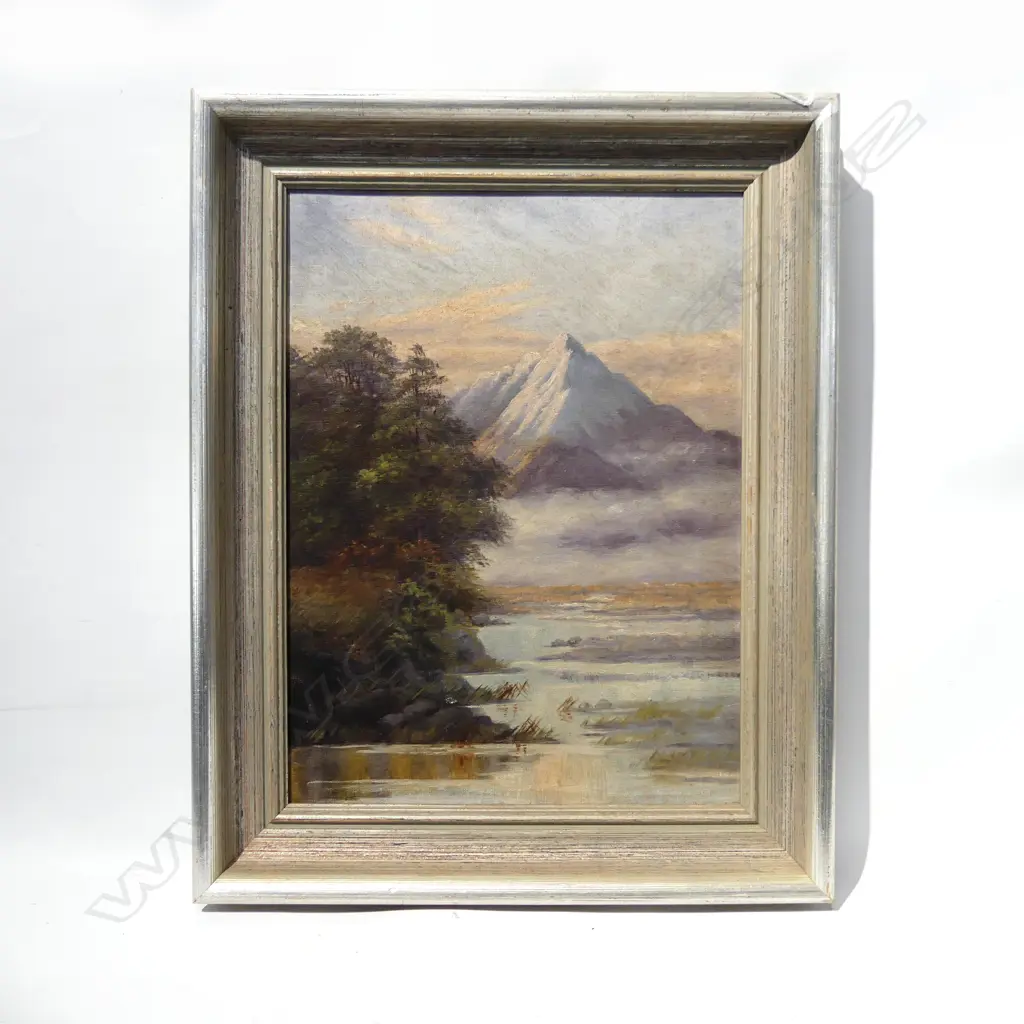 COLONIAL LANDSCAPE OIL ON CANVAS - SILVER FRAME 390x290mm Image 1++
