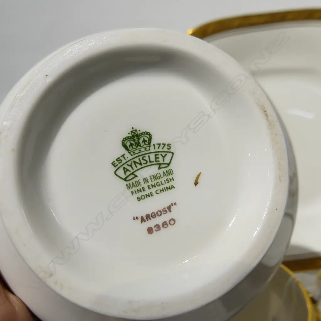 21 PCT AYNSLEY "ARGOSY' TEASET; 6 TRIOS, CAKE PLATE, JUG & SUGAR BOWL Image 1++