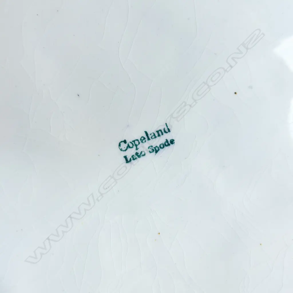 COPELAND SPODE LG B/W LIDDED TUREEN 330x230mm Image 1++