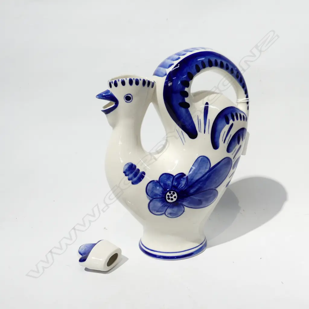 DUTCH BLUE & WHITE BIRD DECANTER H. 250MM Image 1++