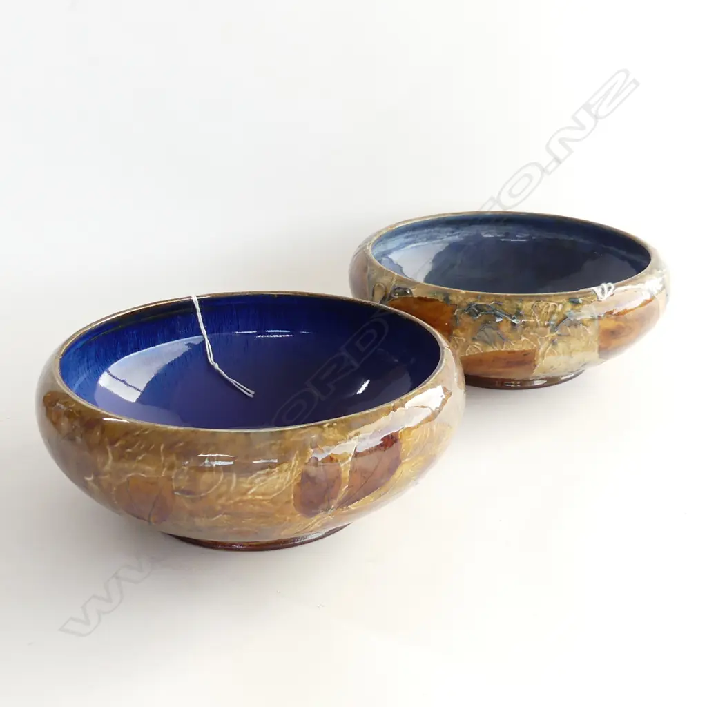 2 R/DOULTON STONEWARE LEAF DECORATED BOWLS Image 1++