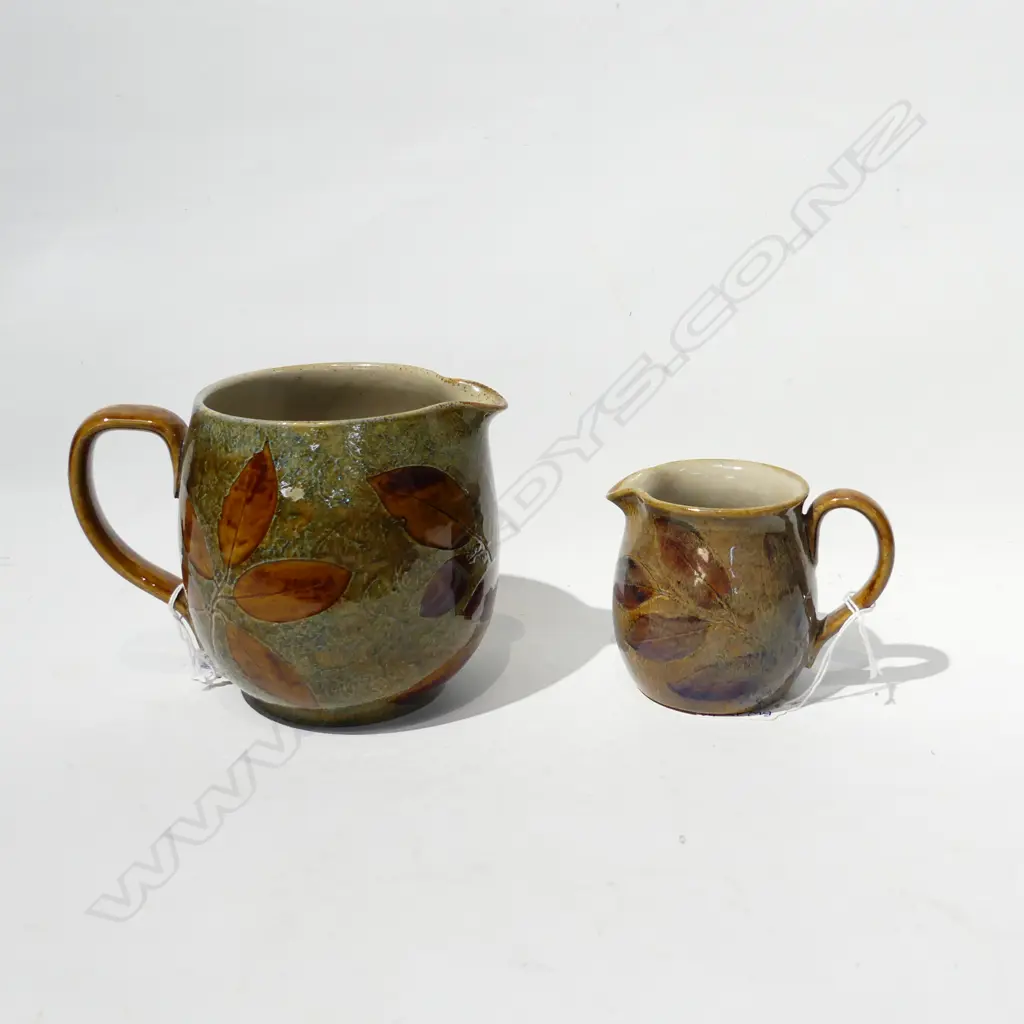 2 R/DOULTON STONEWARE LEAF DECORATED JUGS H.125 / 85mm Image 1++
