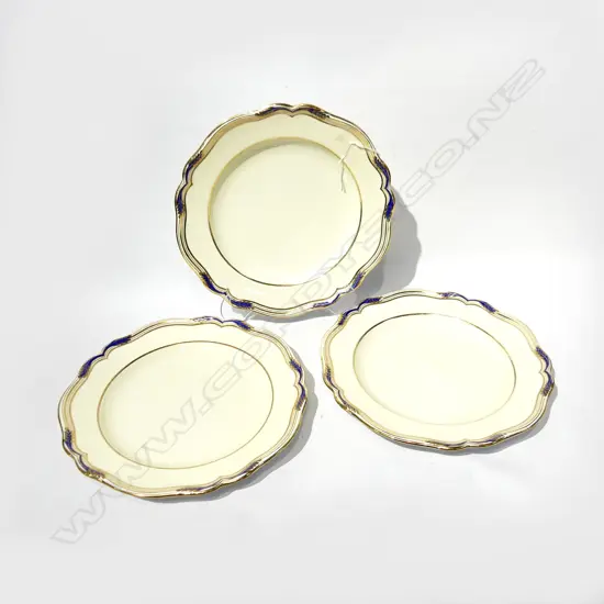 3 SPODE 'SUTHERLAND' DINNER PLATES, DIA 270MM