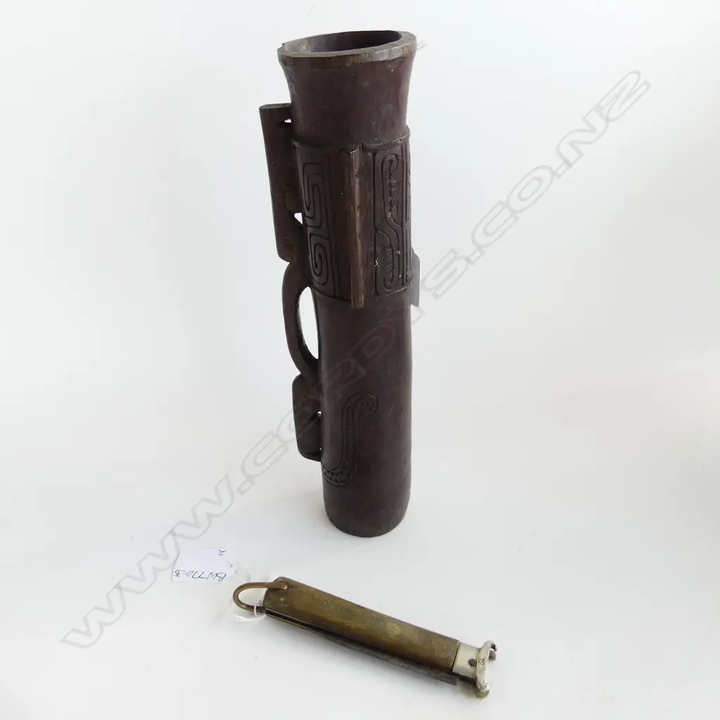 PNG CARVED DRUM & OLD HORN & STEEL POCKET KNIFE Image 1++