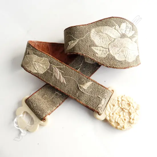 EARLY 20thC FINELY CARVED IVORY BELT BUCKLE & PERIOD EMBROIDERED SILK BELT leather backed L.780mm approx