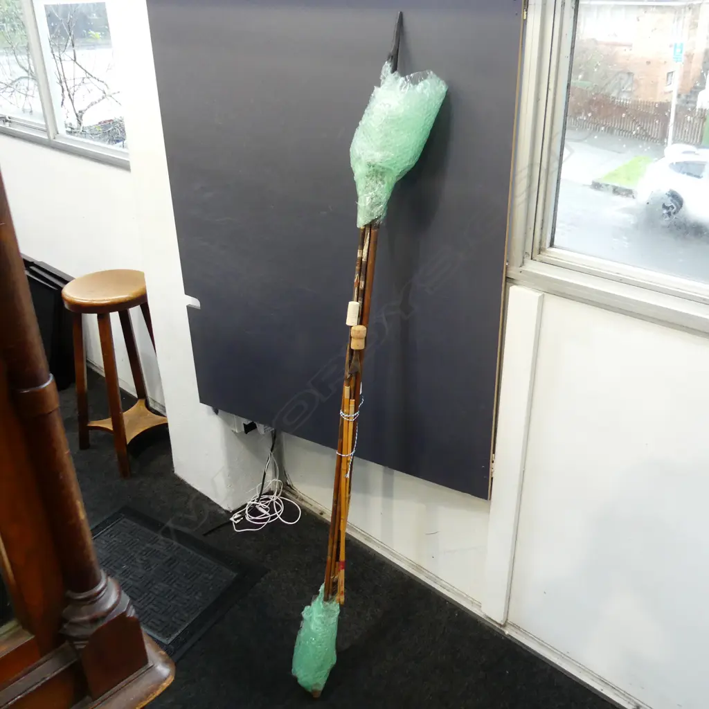 COLLECTION OF TRIBAL SPEARS; AMAZONIA, SANTA CRUZ ETC L.1500mm Image 1++