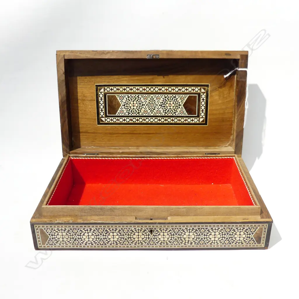 INLAID BOX 310x185x80mm Image 1++