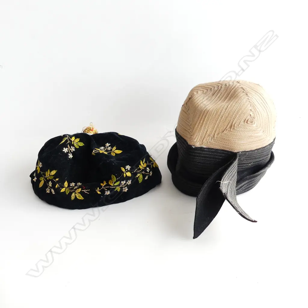 OLD DARK VELVET SILK EMBROIERED CAP & 1940's ?HAT Image 1++