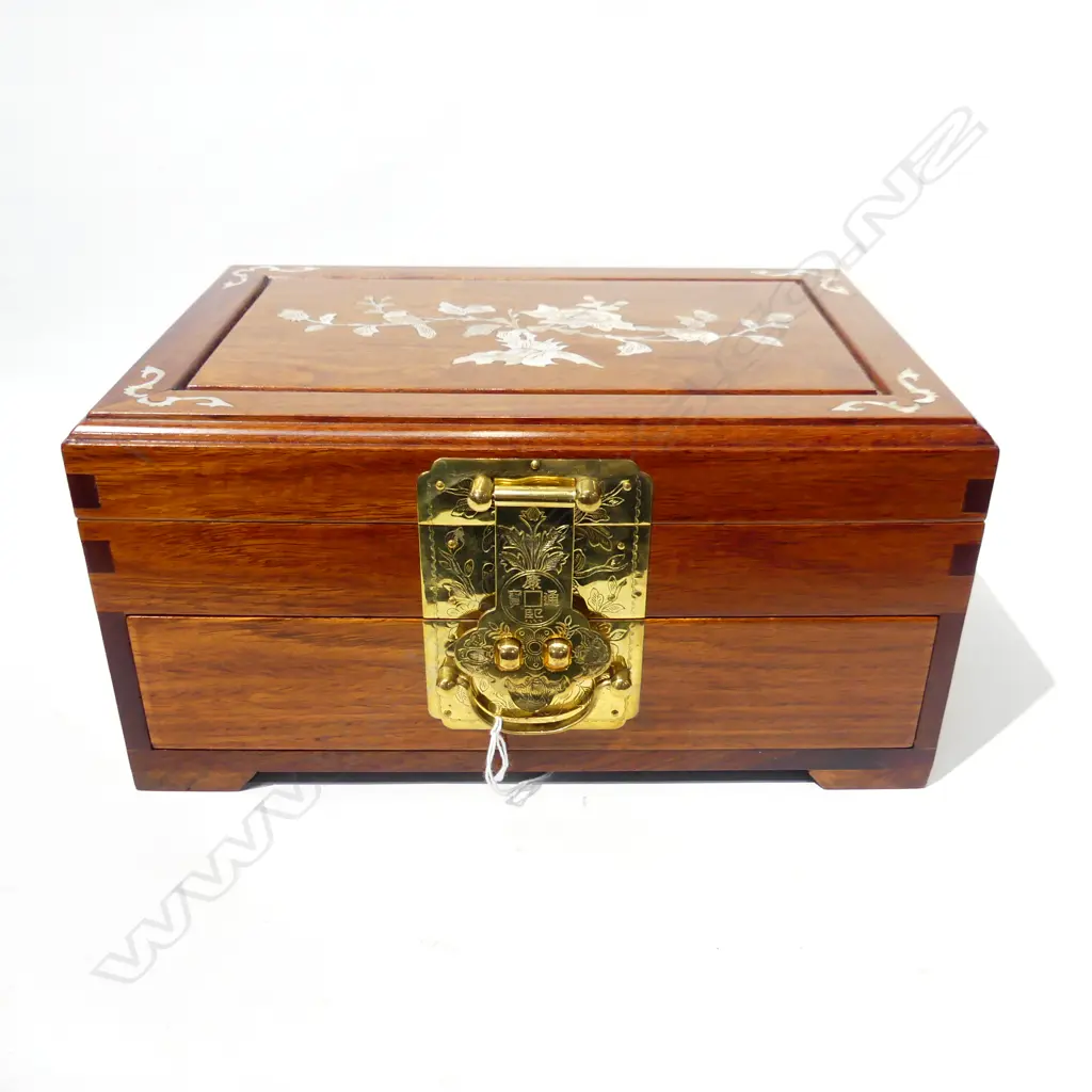 ORIENTAL MAHOGANY JEWELLERY BOX w. MoP INLAY W.320mm Image 1++