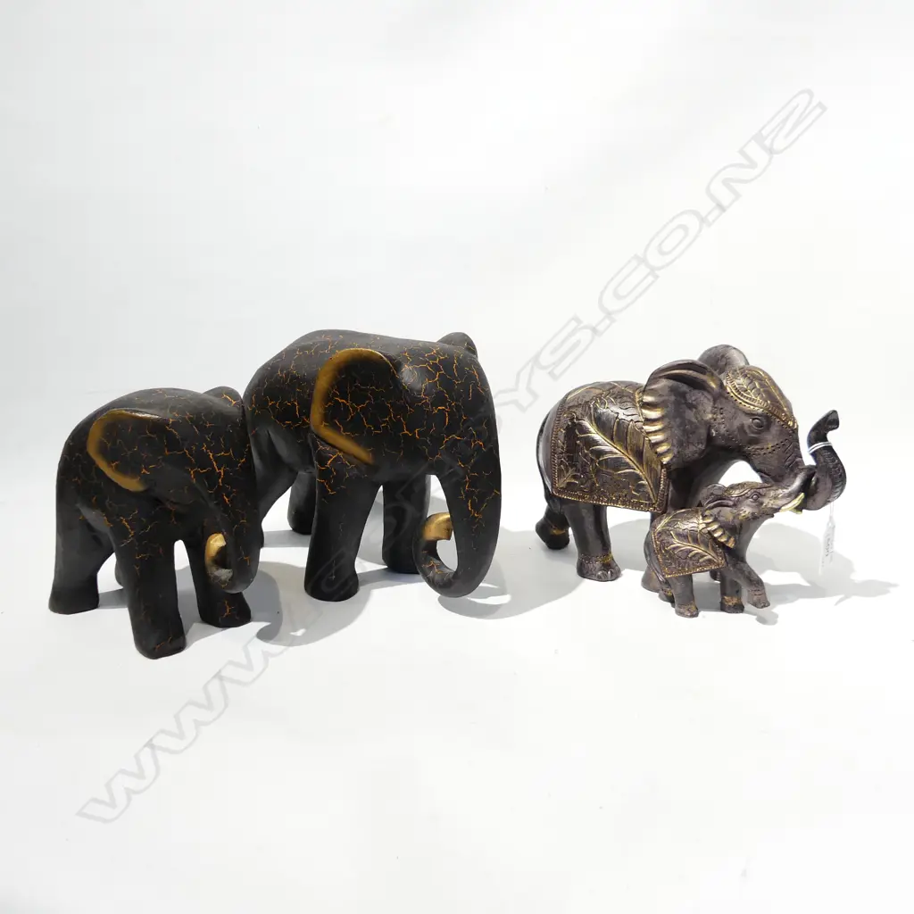 3 PAINTED RESIN ELEPHANTS H.180mm (ONE AF) + SILVER METAL BIRD L.230mm Image 1++