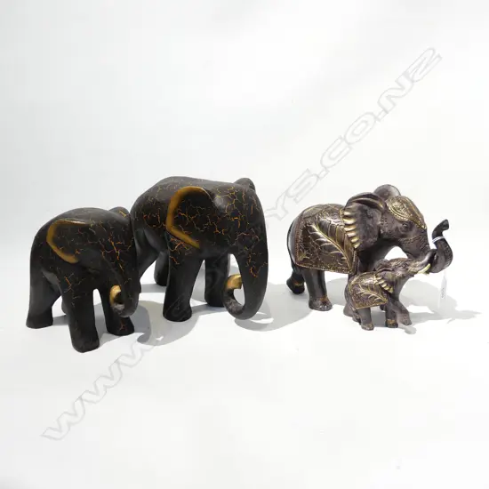 3 PAINTED RESIN ELEPHANTS H.180mm (ONE AF) + SILVER METAL BIRD L.230mm